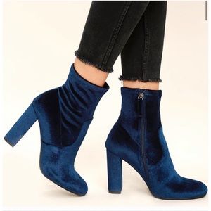 Steve Madden Edit Velvet Booties